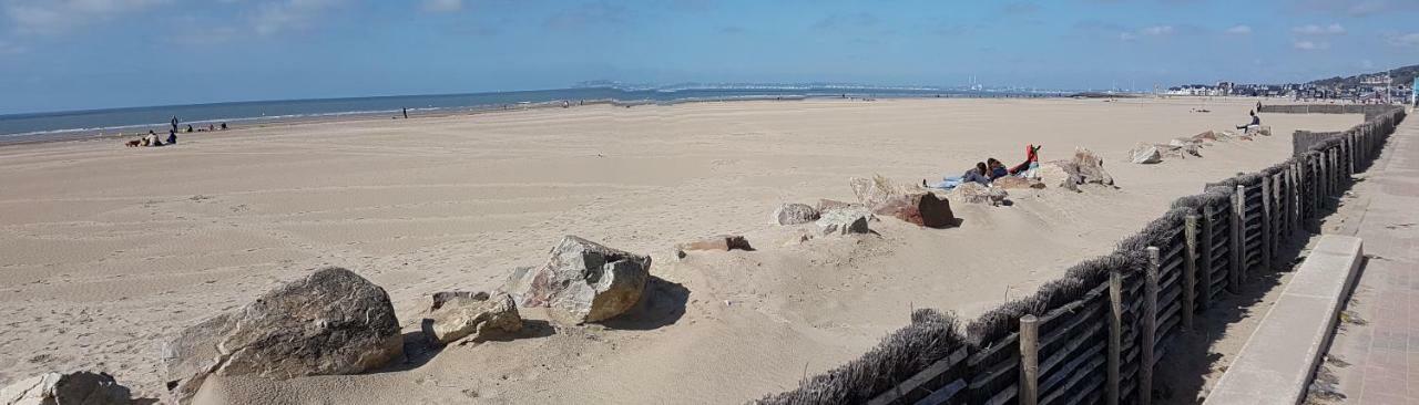 Appartement Residence Le Fairway Deauville Bagian luar foto